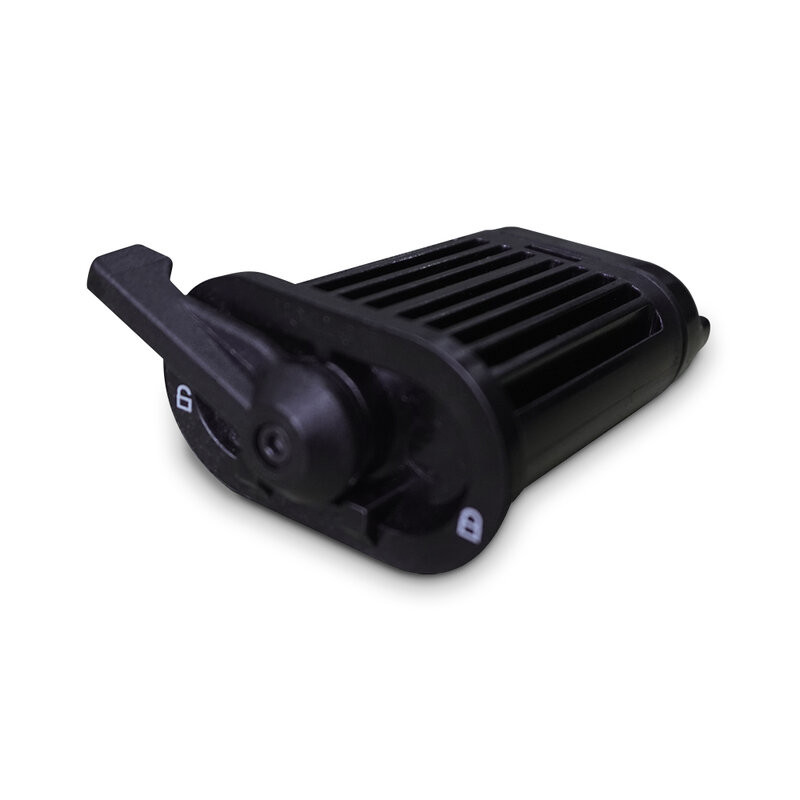 Vertical connector with locking Vertical connector with locking