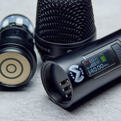 UHF 2000 M